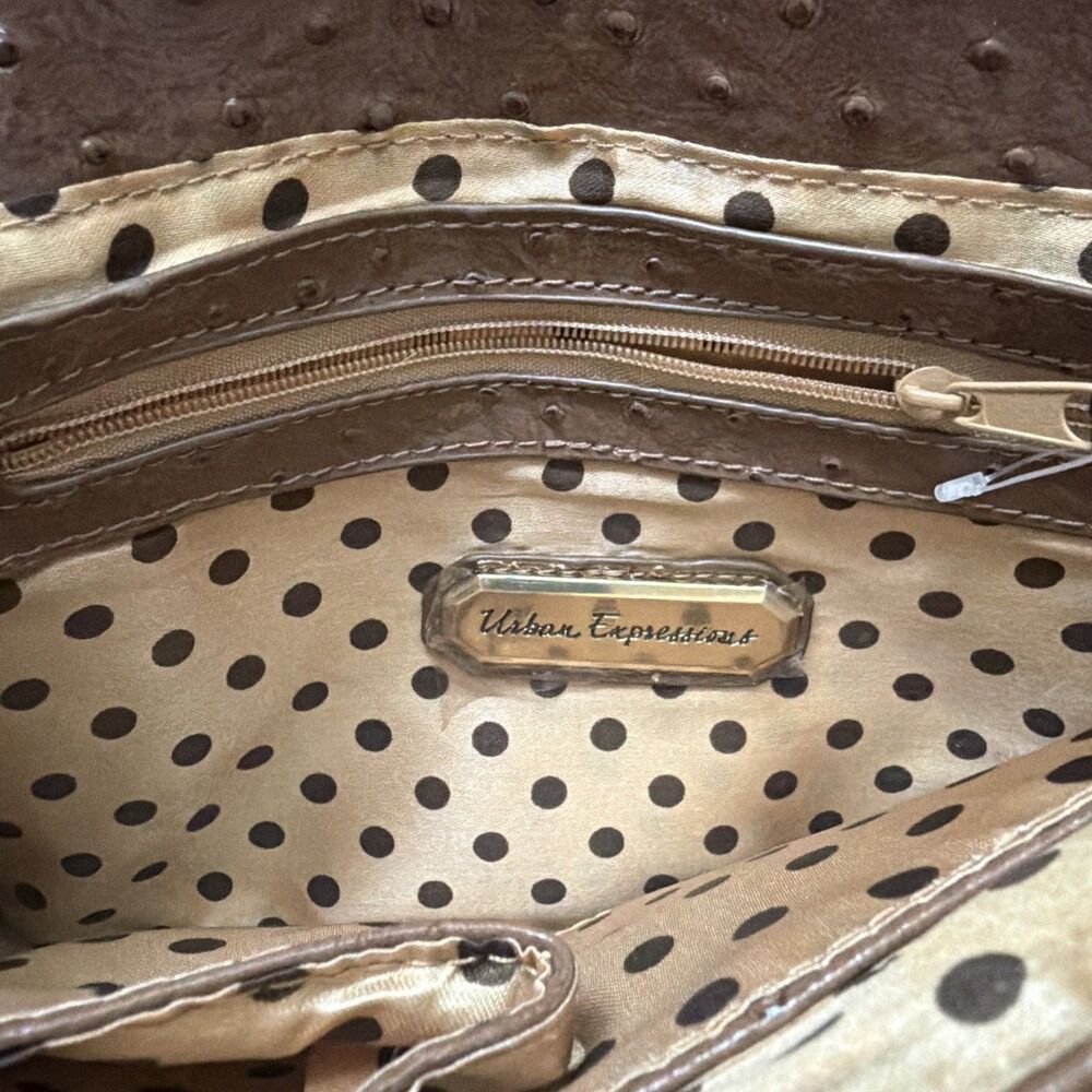Urban Expressions Brown Envelope Clutch NWT Vegan Ostrich Embossed Luxury - Picture 3 of 6